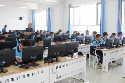 定邊縣2023年初中信息技術學業水平考試順利完成，計算機信息技術咨詢服務保障有力